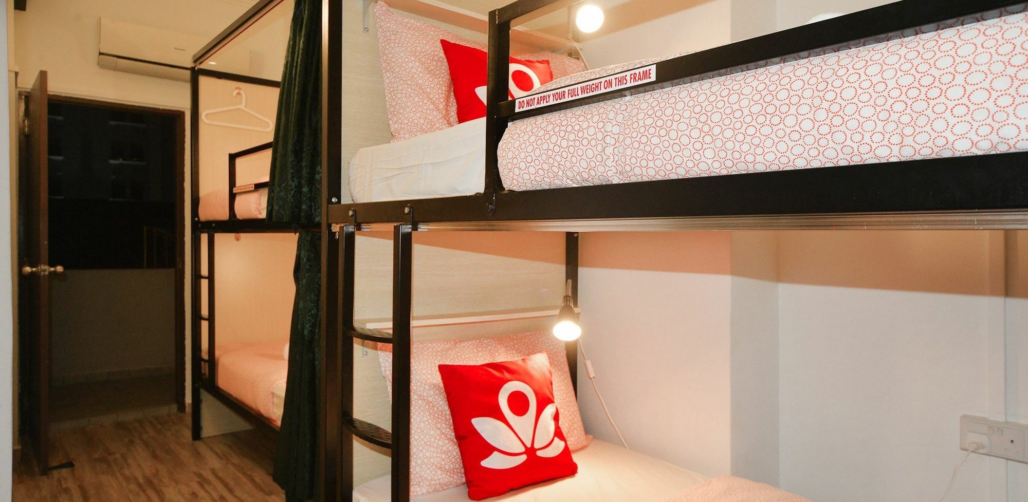 Zen Hostel Aljunied Singapore Eksteriør billede